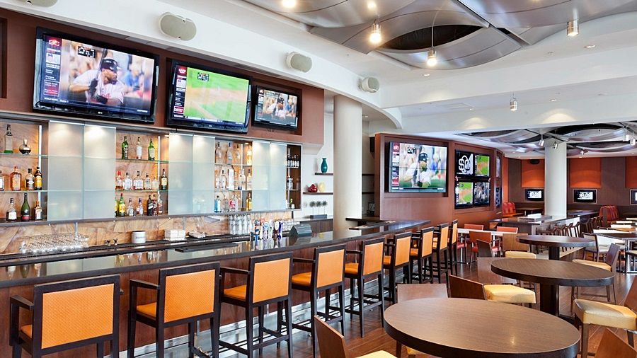 Отель Courtyard By Marriott Miami Airport Экстерьер фото